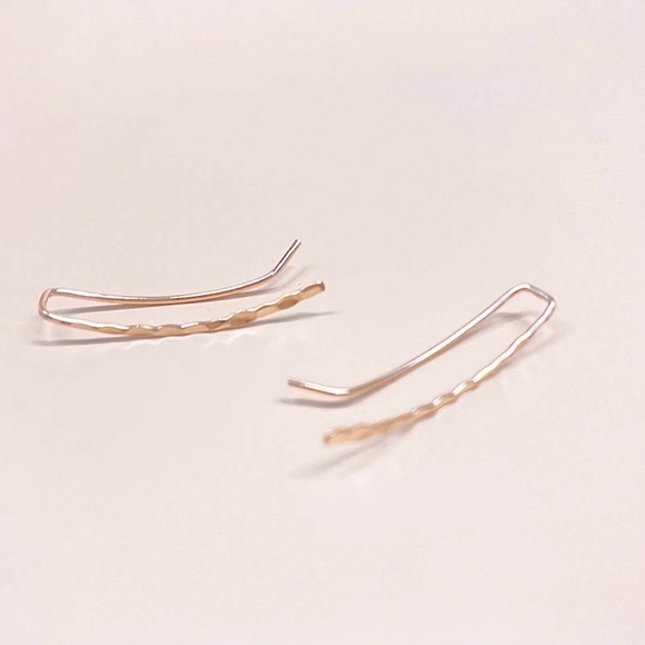 “Devotion” Minimalist Hammered Metal Climber/Crawler Dainty Gold/Silver Earrings - Picture 5 of 7
